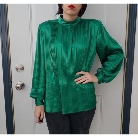 80s Green Satin‎ Party Top - Picture 1 of 8